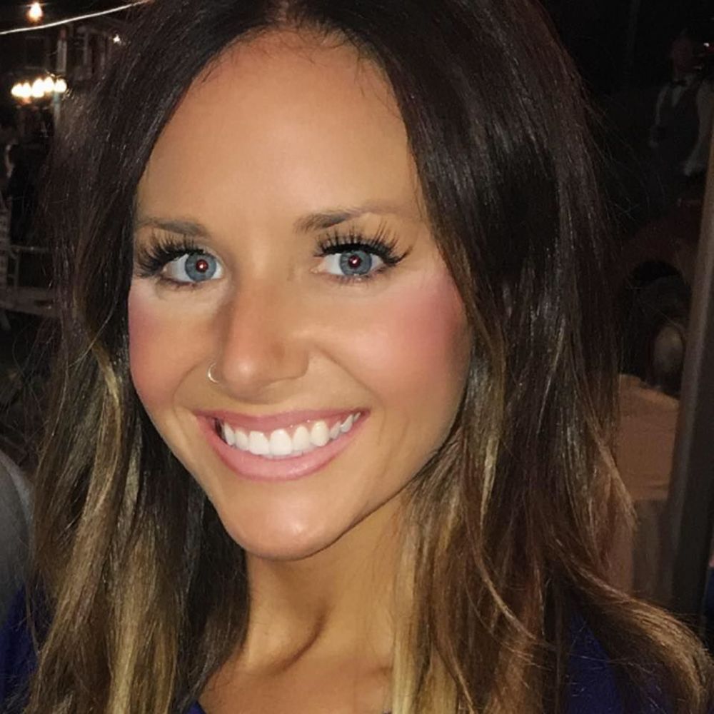 Meet your Posher, Alaina